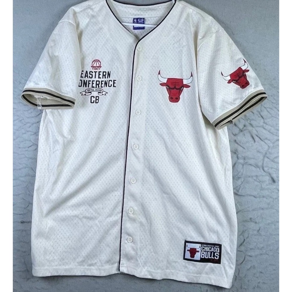 Ultra Game Chicago Bulls Jersey Mens S Cream Mesh Button Down Baseball NEW